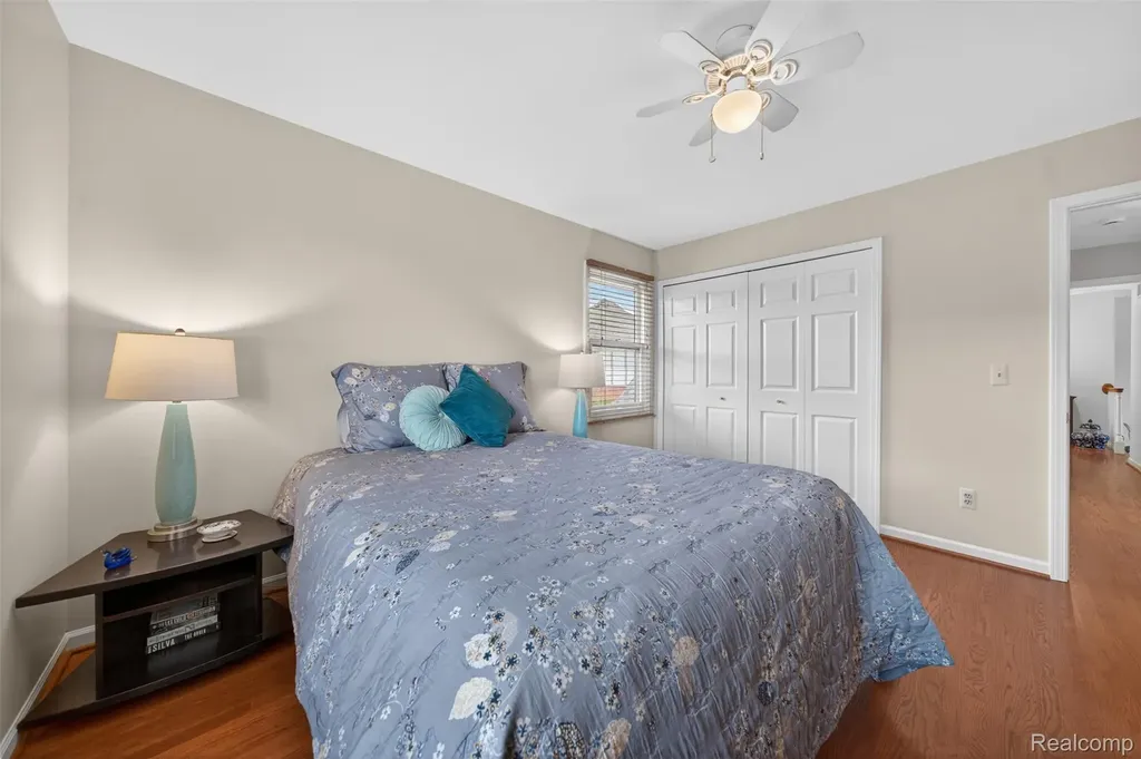 41621 Hempshire Street Novi City MI 48375