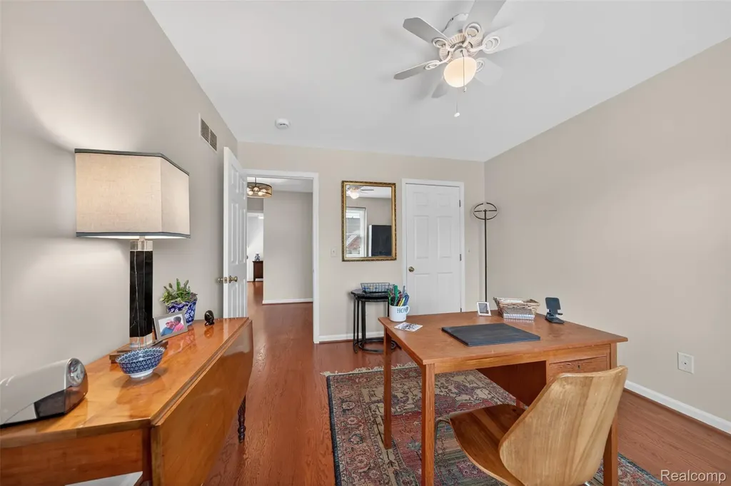 41621 Hempshire Street Novi City MI 48375