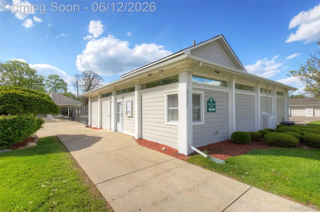 22727 Cortes Street Novi City MI 48375