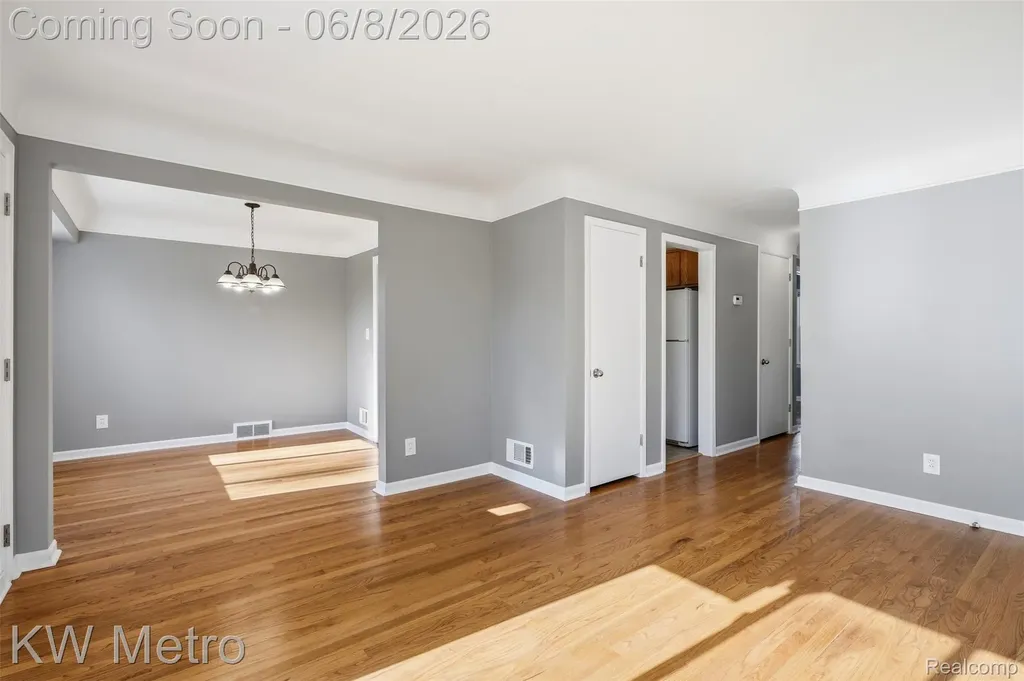 3525 Westwood Street Dearborn City MI 48124