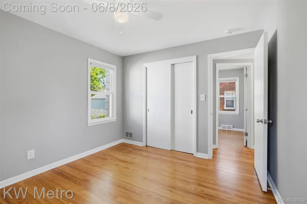 3525 Westwood Street Dearborn City MI 48124