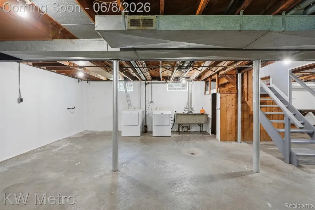 3525 Westwood Street Dearborn City MI 48124