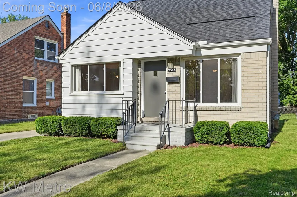 3525 Westwood Street Dearborn City MI 48124