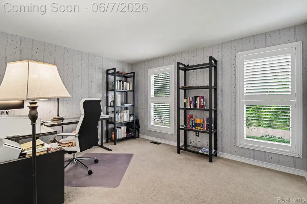 4071 Shore Crest Drive West Bloomfield Charter Township MI 48323