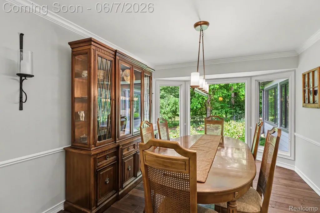4071 Shore Crest Drive West Bloomfield Charter Township MI 48323