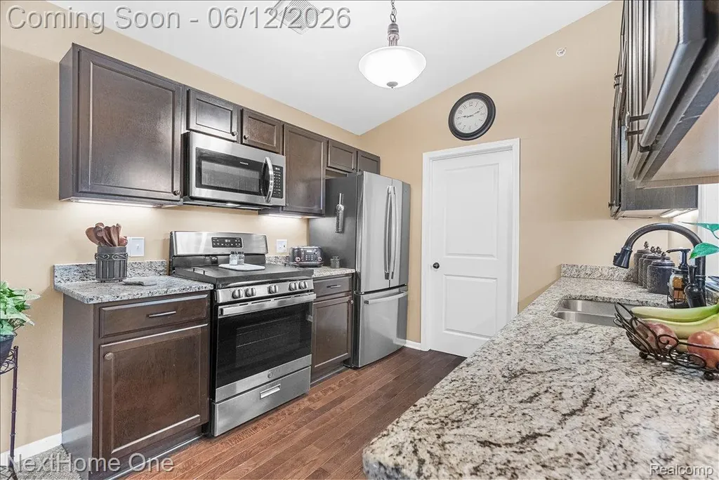 0432 Maple Cove Circle Saline City MI 48176