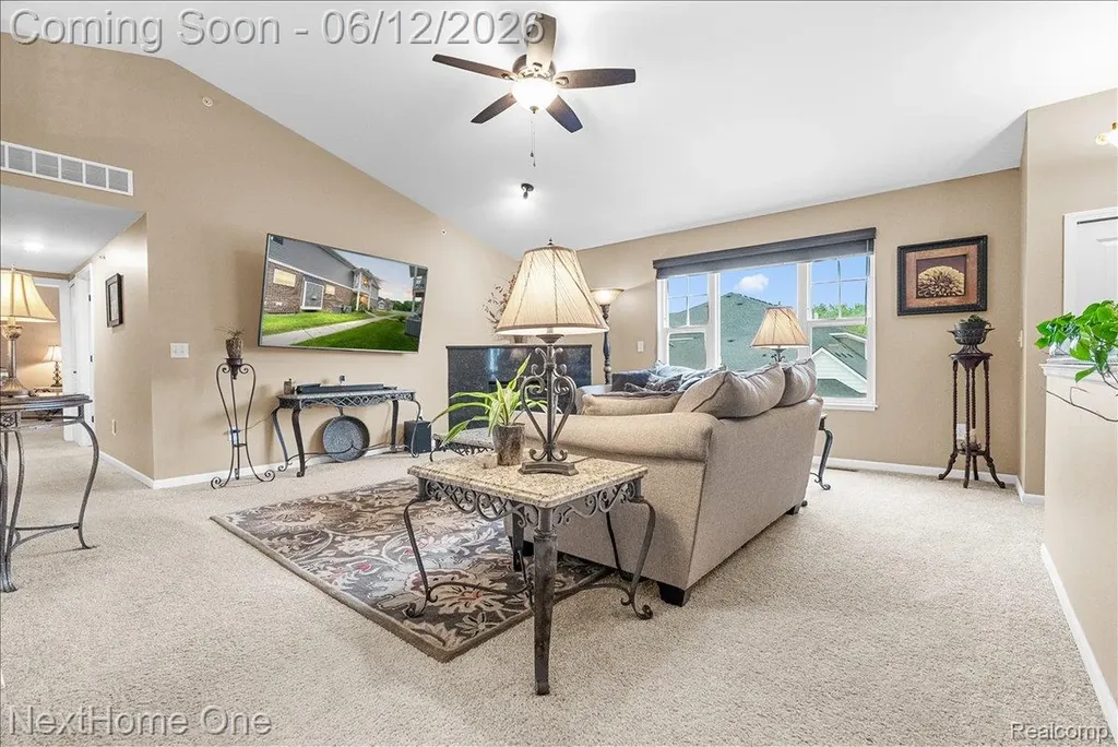 0432 Maple Cove Circle Saline City MI 48176