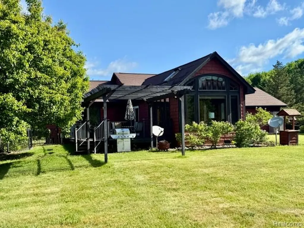 4897 Curtiss Drive Elba Township MI 48446