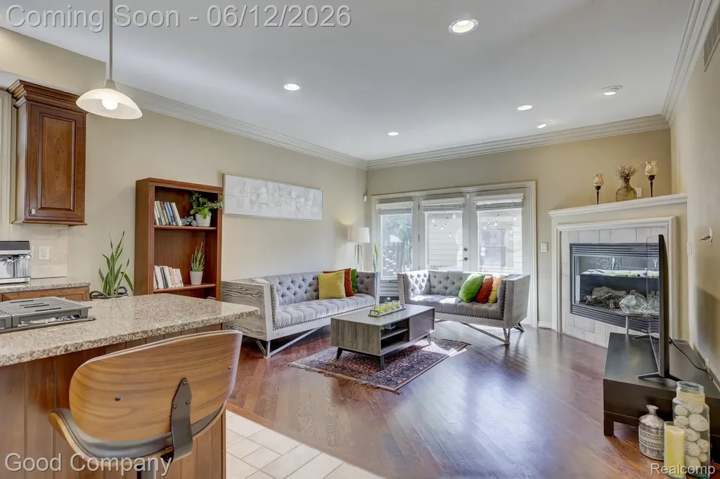 721 S Kenwood Avenue Royal Oak City MI 48067