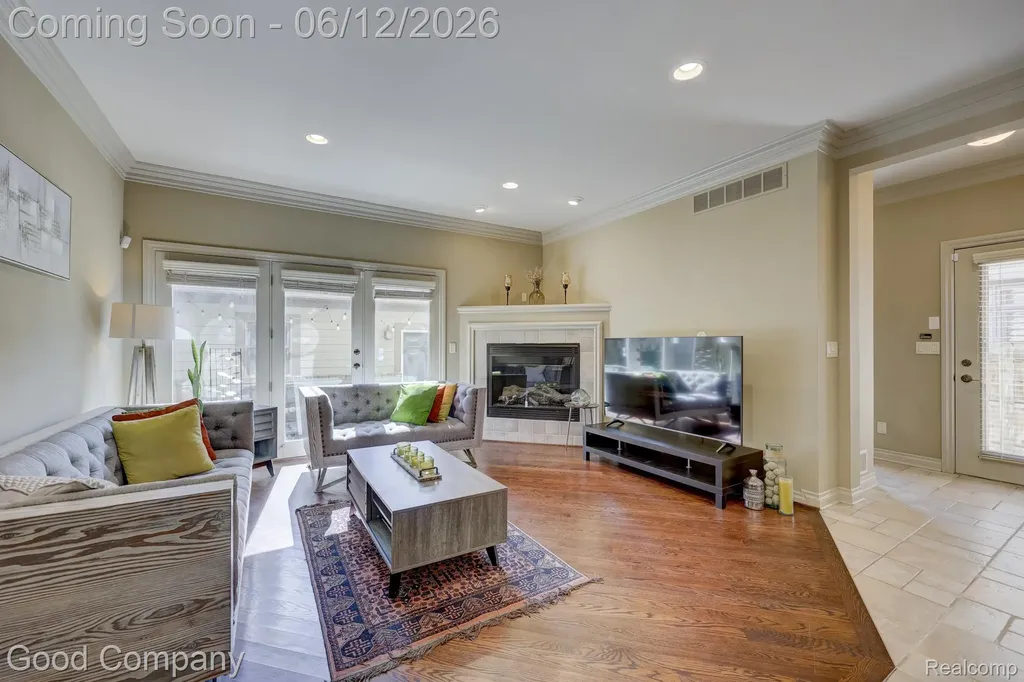 721 S Kenwood Avenue Royal Oak City MI 48067