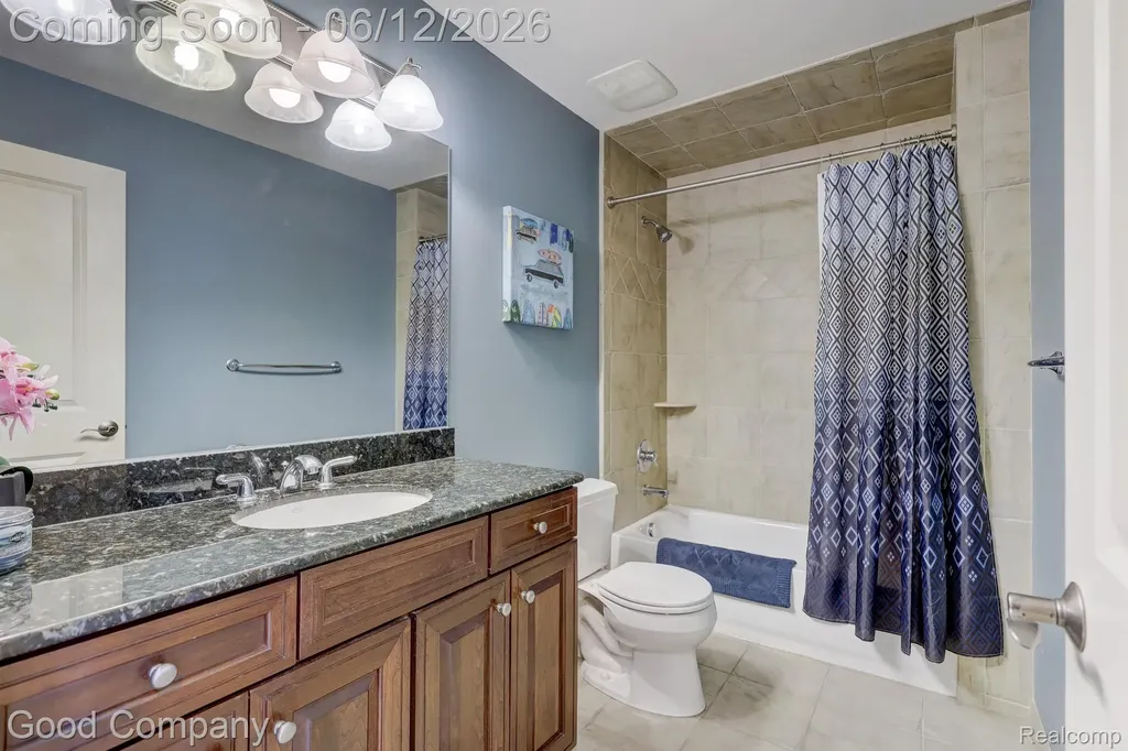 721 S Kenwood Avenue Royal Oak City MI 48067
