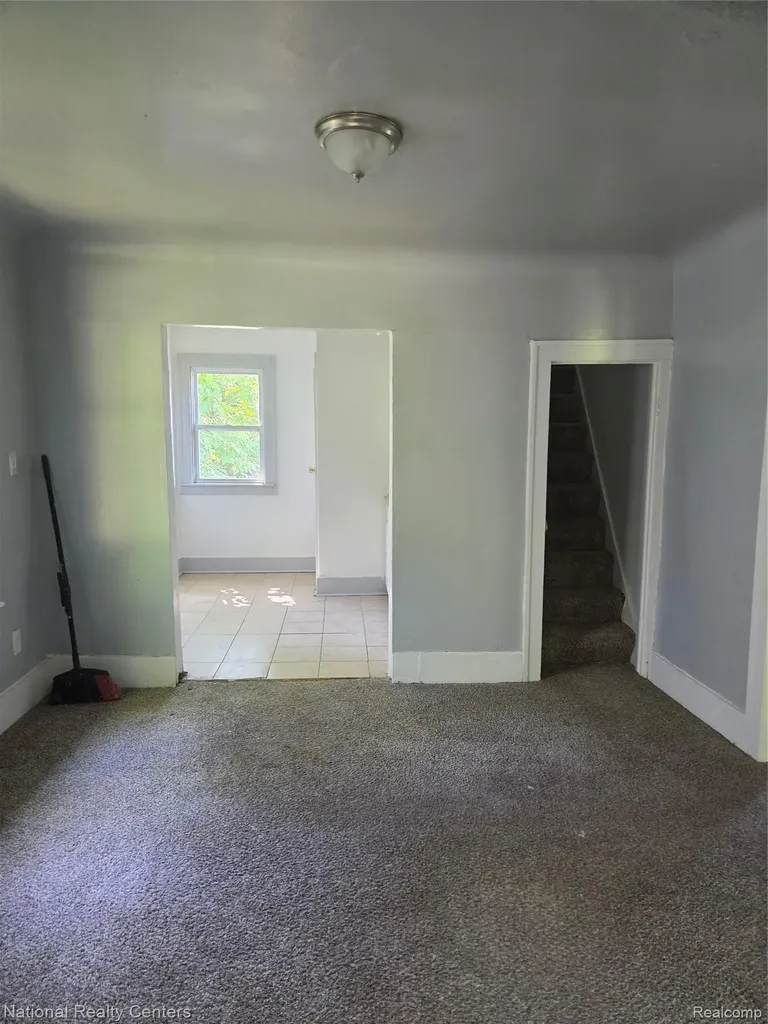 17195 Beaverland Street Detroit City MI 48219