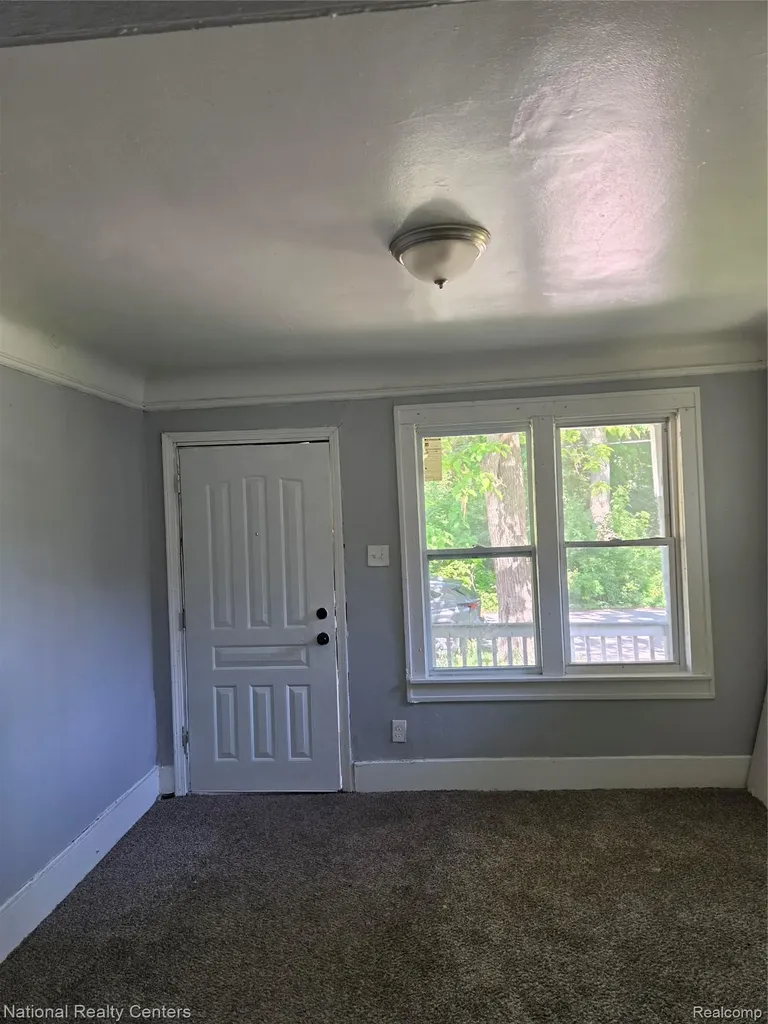 17195 Beaverland Street Detroit City MI 48219
