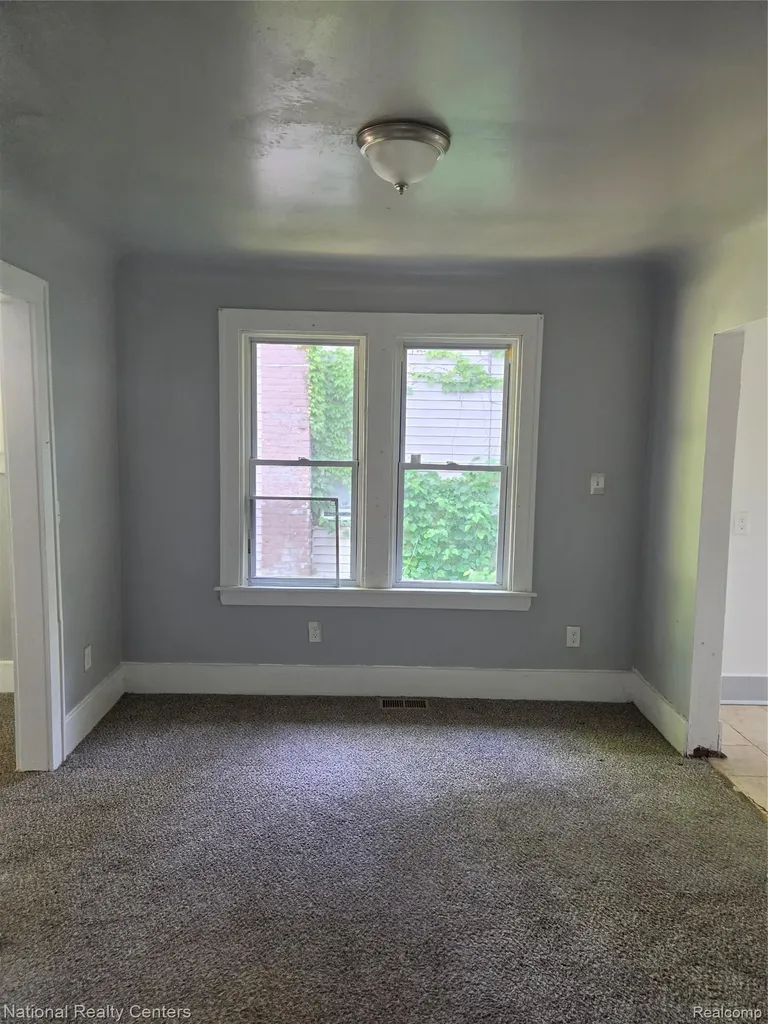 17195 Beaverland Street Detroit City MI 48219
