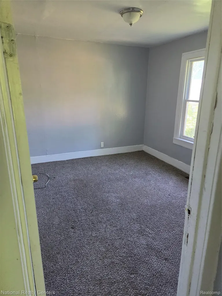 17195 Beaverland Street Detroit City MI 48219