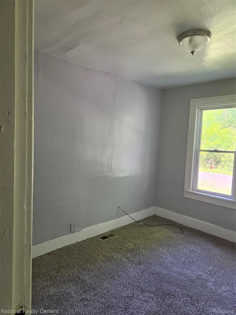 17195 Beaverland Street Detroit City MI 48219