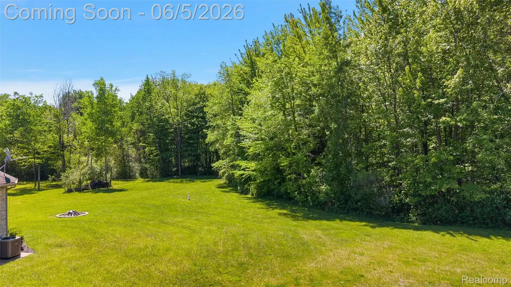 62502 Wayfaring Road Ray Township MI 48096