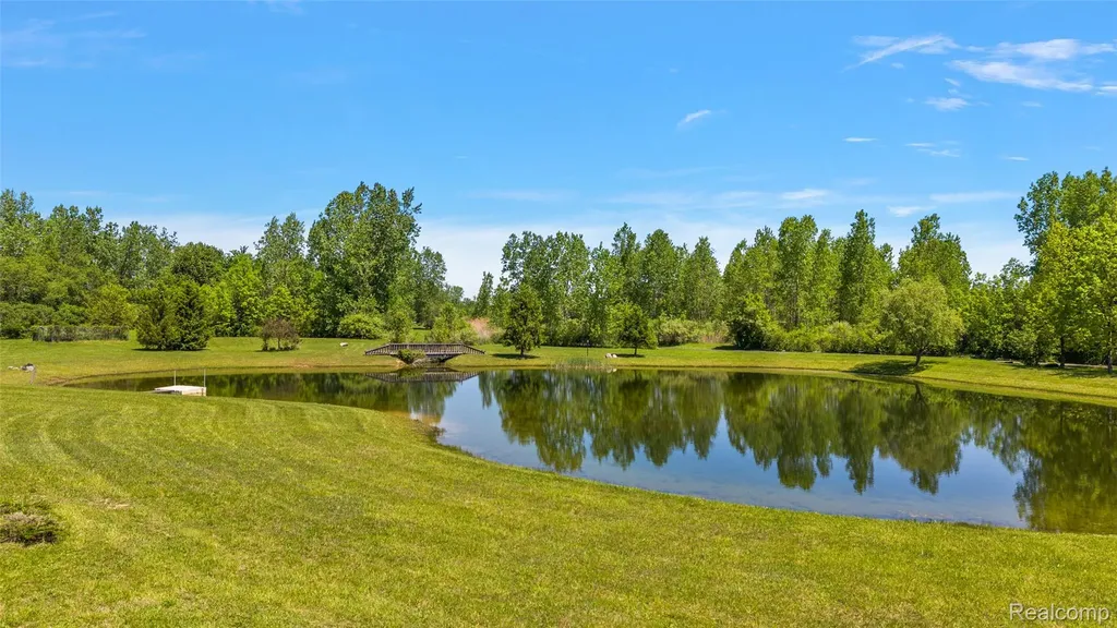 62502 Wayfaring Road Ray Township MI 48096
