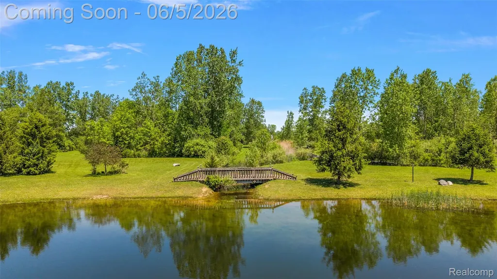 62502 Wayfaring Road Ray Township MI 48096
