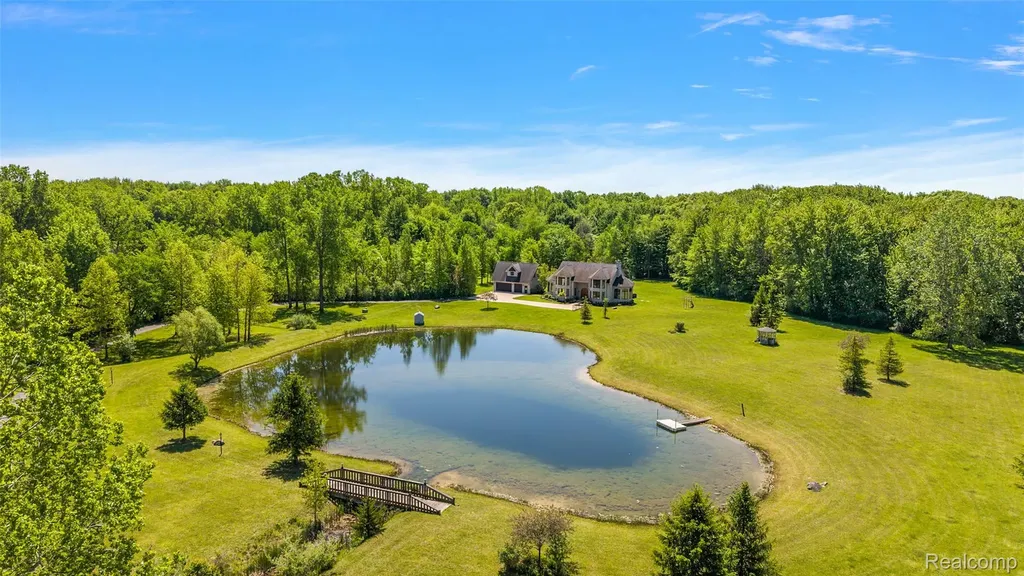 62502 Wayfaring Road Ray Township MI 48096