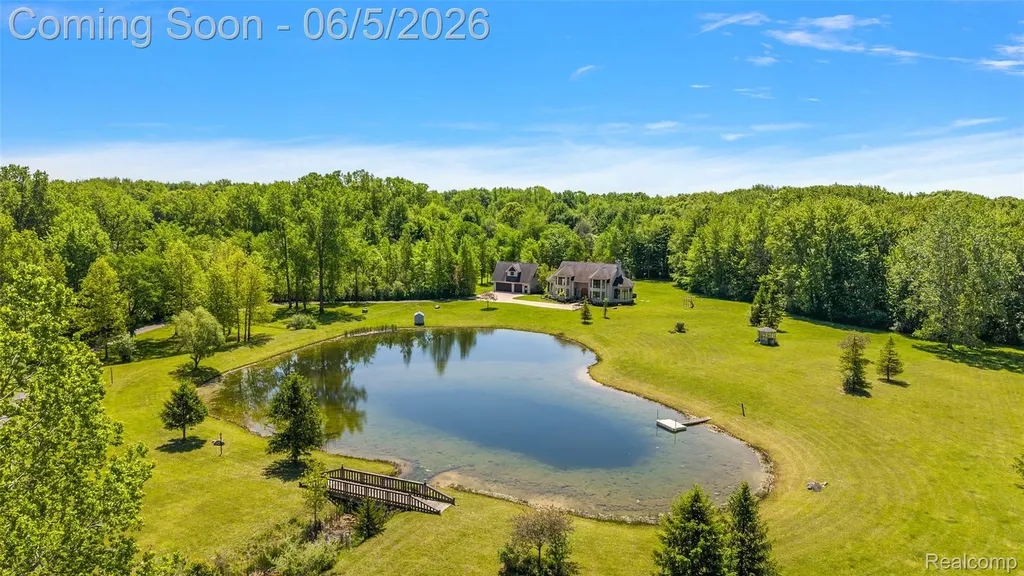 62502 Wayfaring Road Ray Township MI 48096