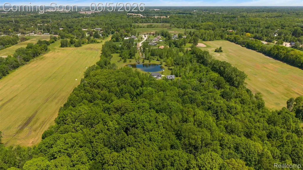 62502 Wayfaring Road Ray Township MI 48096
