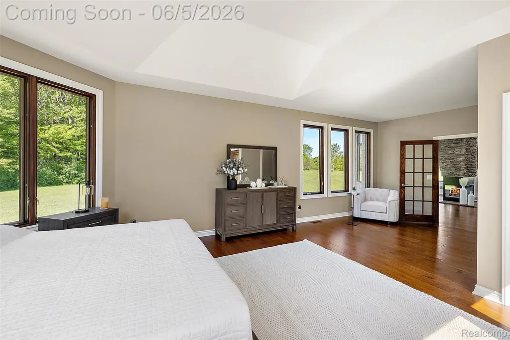 62502 Wayfaring Road Ray Township MI 48096