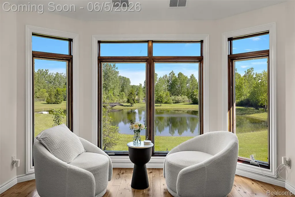 62502 Wayfaring Road Ray Township MI 48096