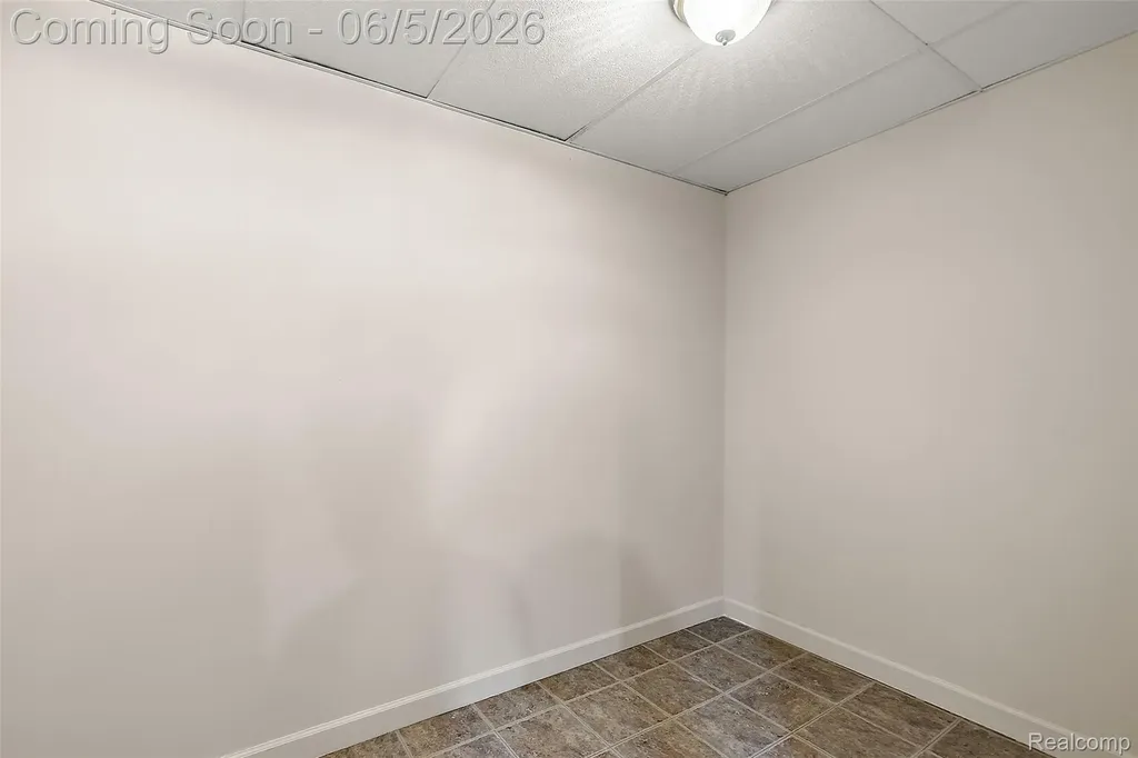 62502 Wayfaring Road Ray Township MI 48096