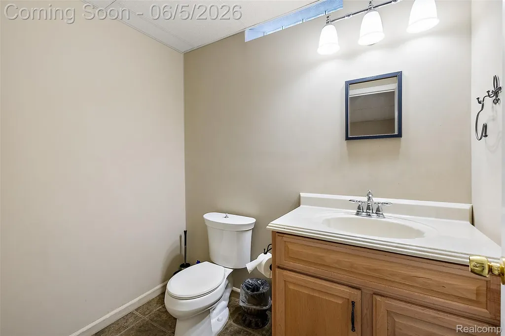62502 Wayfaring Road Ray Township MI 48096