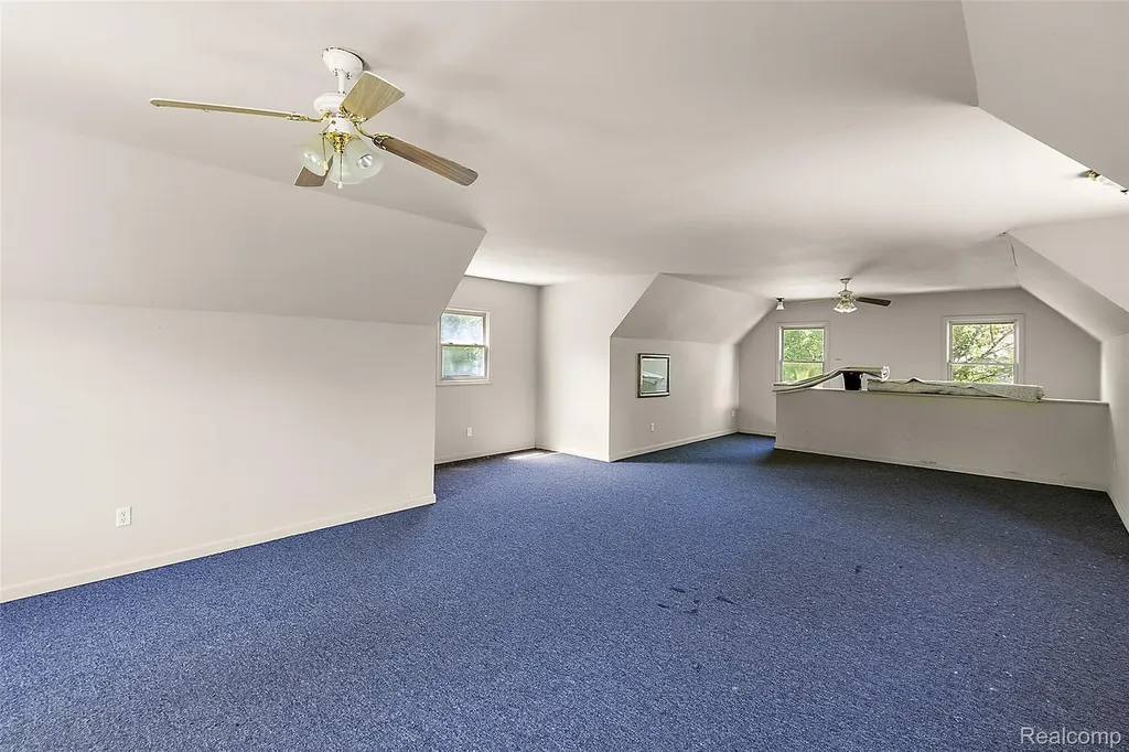 62502 Wayfaring Road Ray Township MI 48096