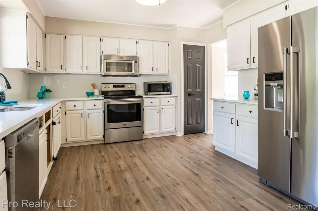 2344 Marklawn Court Waterford Charter Township MI 48329