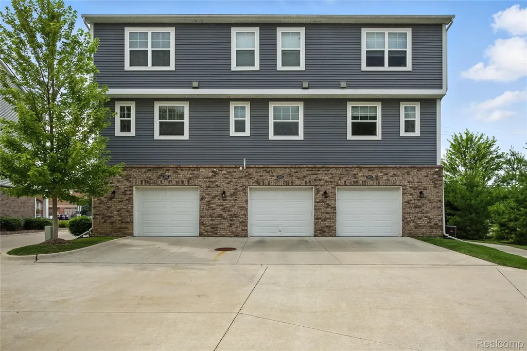 3317 Parkways Boulevard Auburn Hills City MI 48326