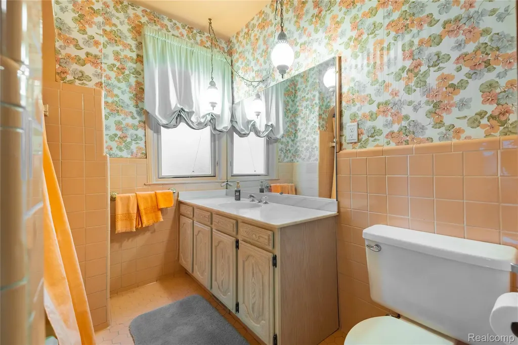 29863 East River Road Grosse Ile Township MI 48138