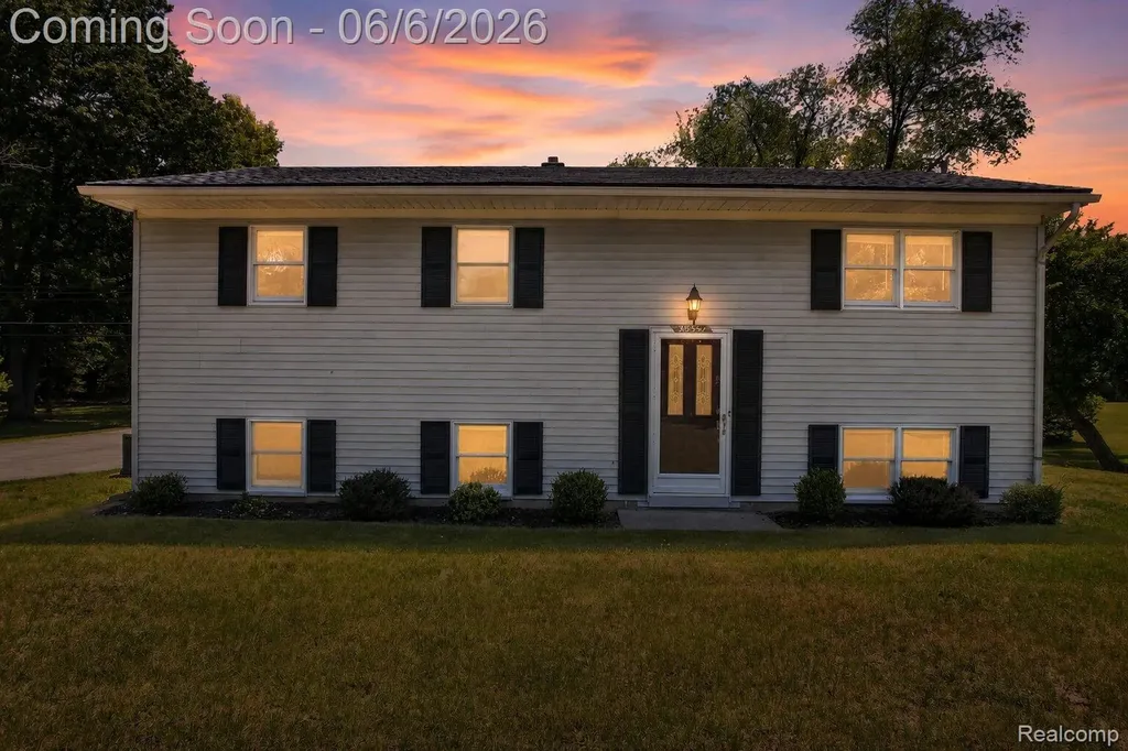 38561 Belliveau Street Westland City MI 48185