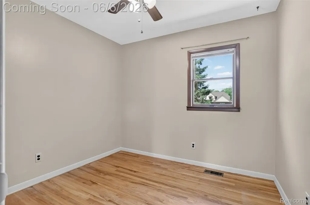38561 Belliveau Street Westland City MI 48185