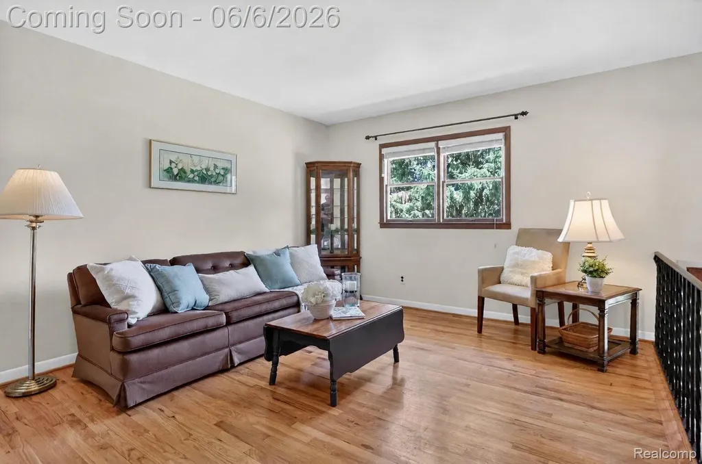 38561 Belliveau Street Westland City MI 48185