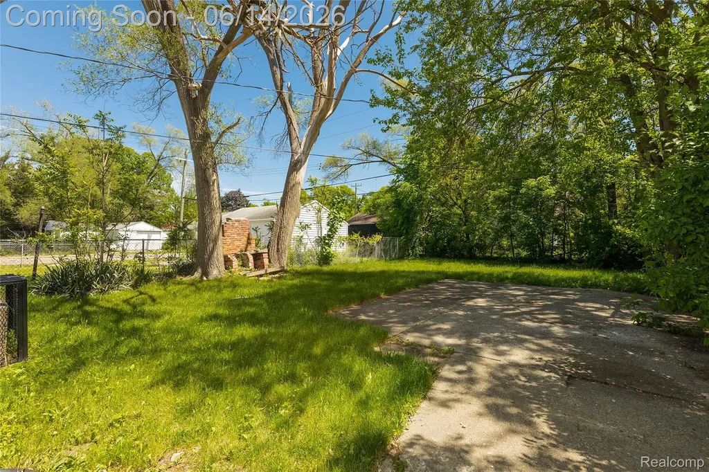 20308 Gilchrist Street Detroit City MI 48235