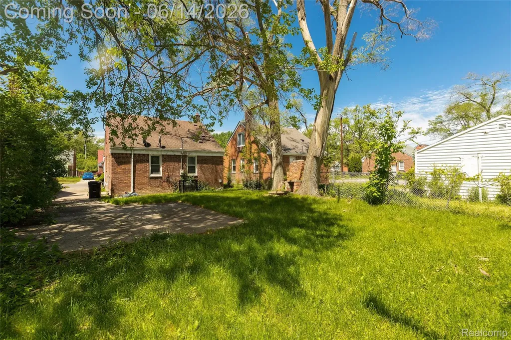 20308 Gilchrist Street Detroit City MI 48235