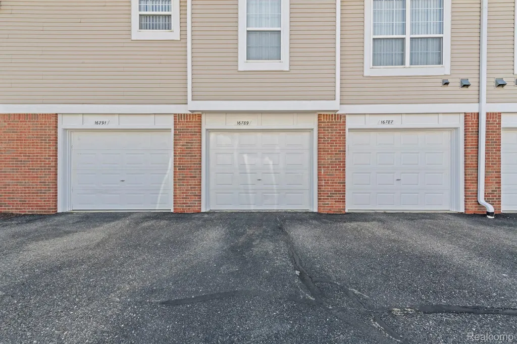 16789 Carriage Way Northville Township MI 48168