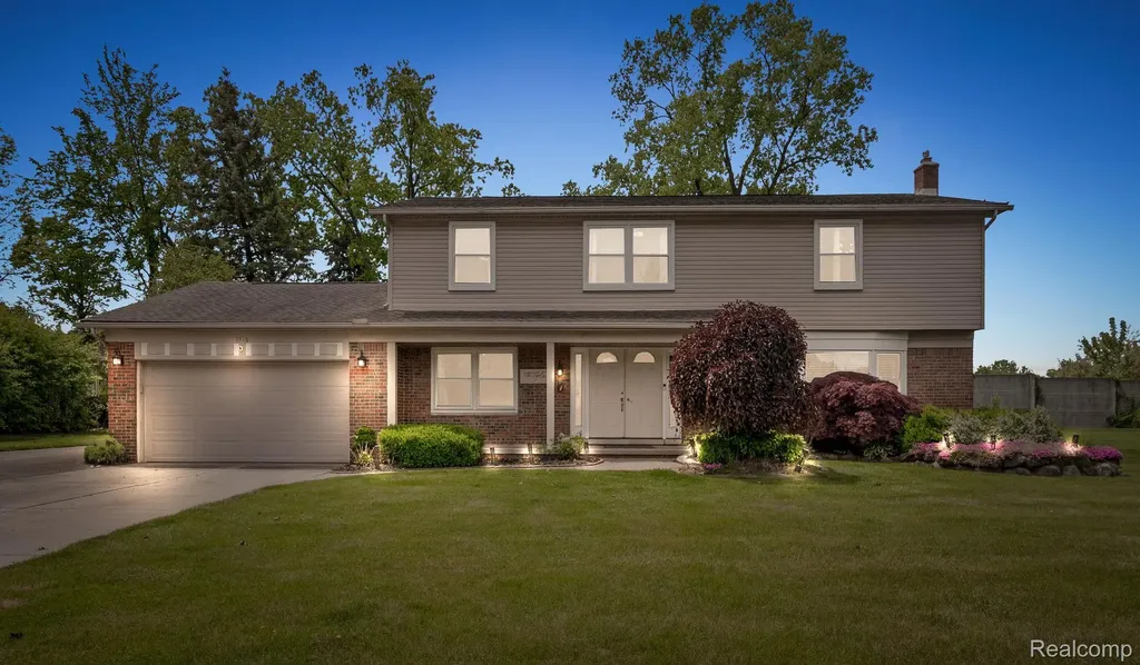 1916 Squirrel Valley Drive Bloomfield Hills City MI 48304