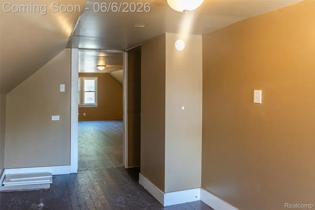 207 Richter Street River Rouge City MI 48218
