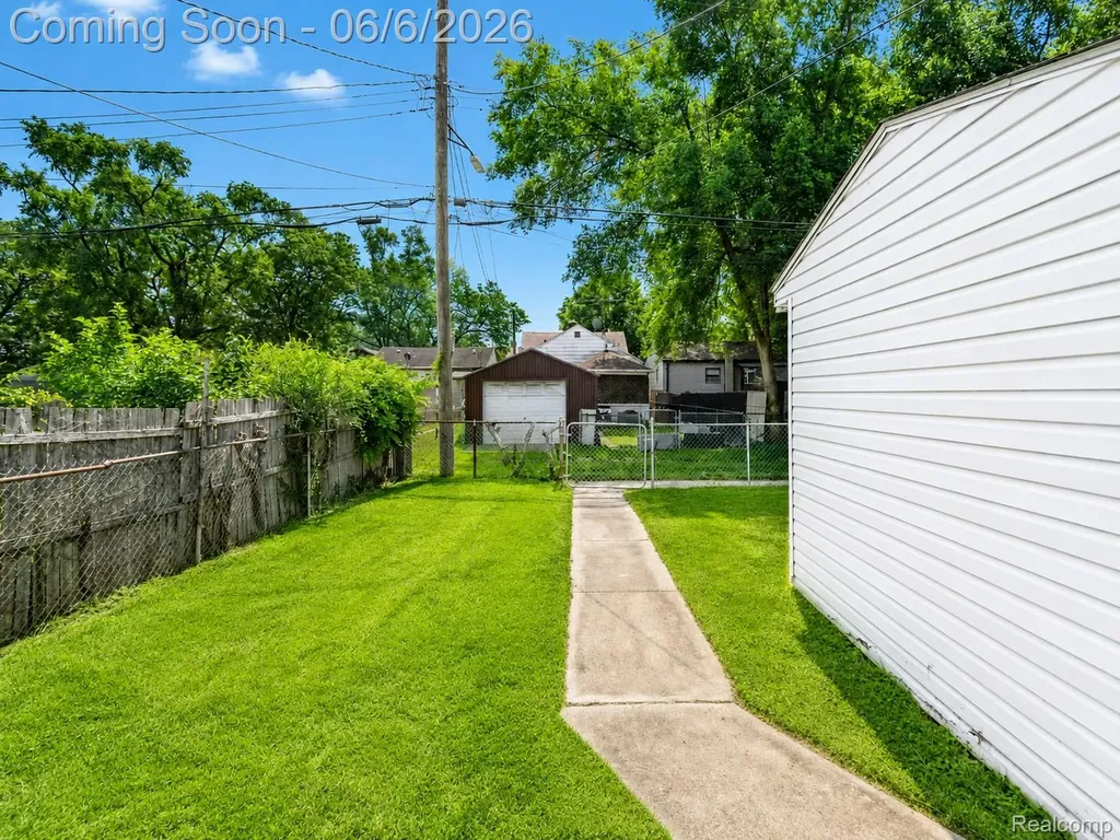 207 Richter Street River Rouge City MI 48218