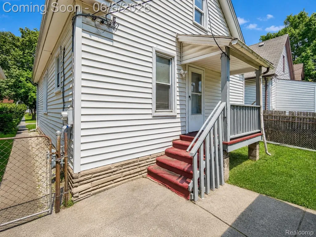207 Richter Street River Rouge City MI 48218