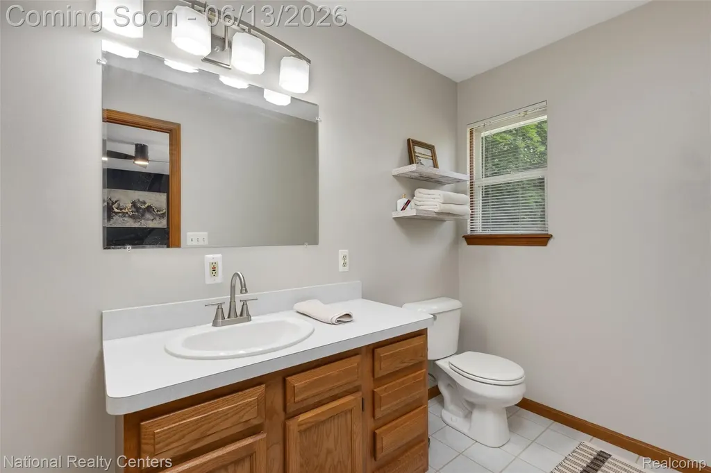 7451 Garland Avenue Hamburg Township MI 48116