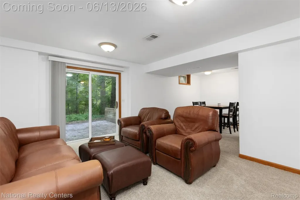 7451 Garland Avenue Hamburg Township MI 48116