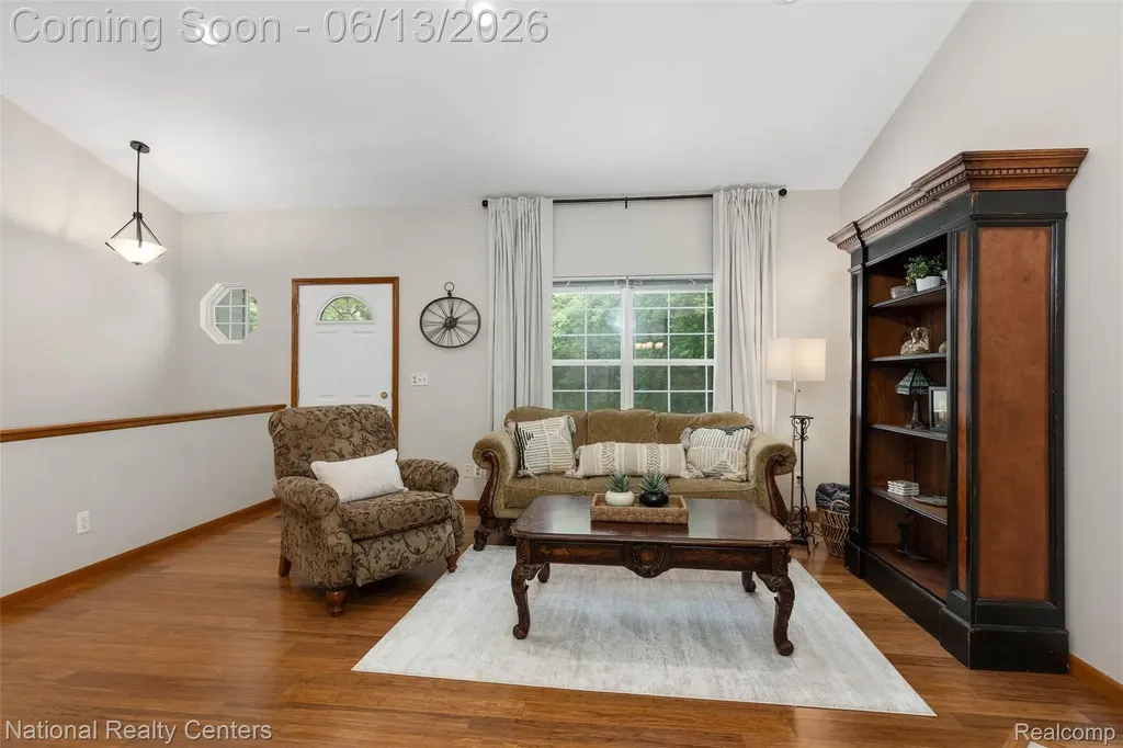 7451 Garland Avenue Hamburg Township MI 48116