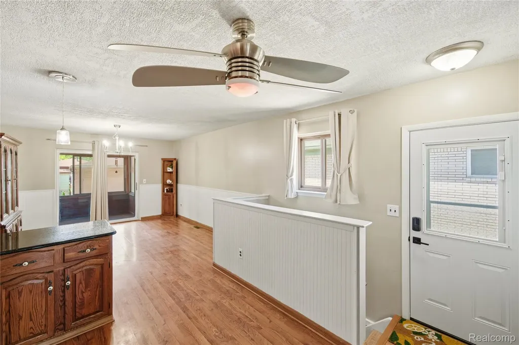 32138 Glaser Road Brownstown Charter Township MI 48173