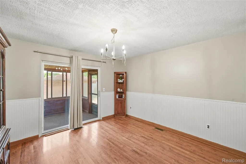32138 Glaser Road Brownstown Charter Township MI 48173