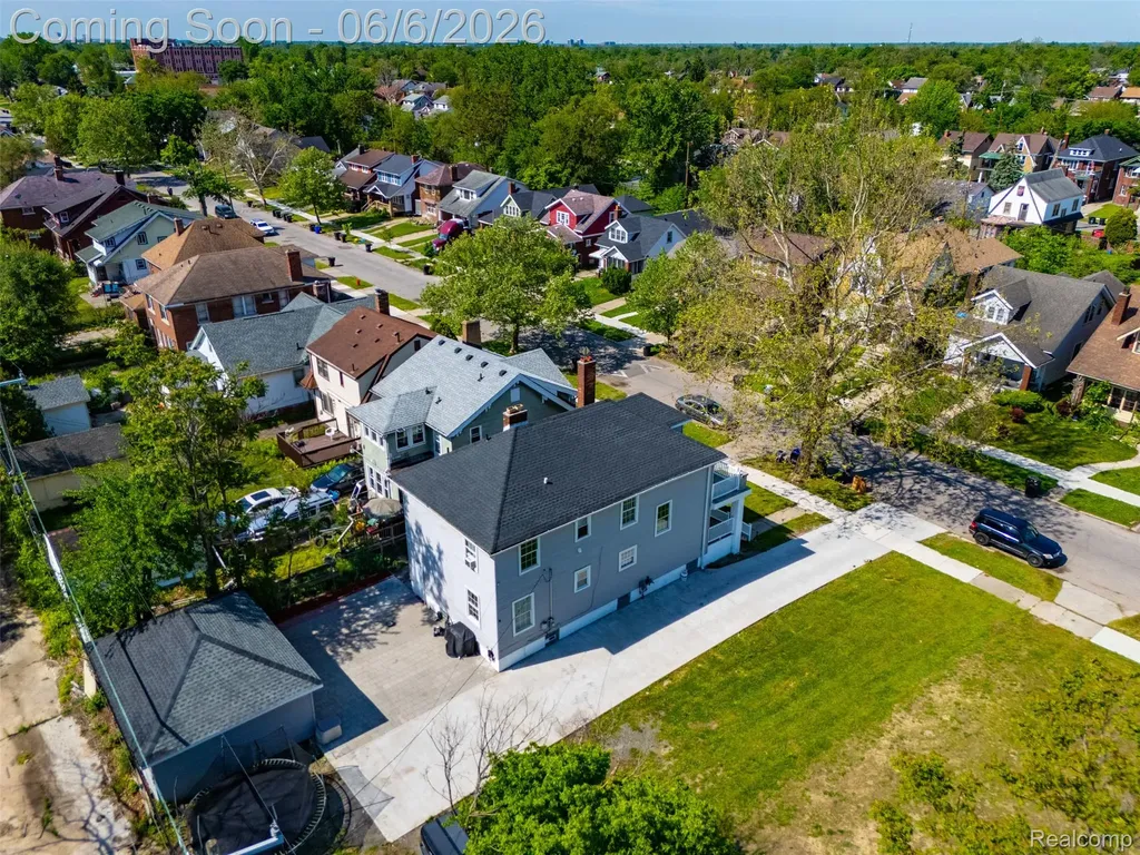 12186 Cloverlawn Street Detroit City MI 48204